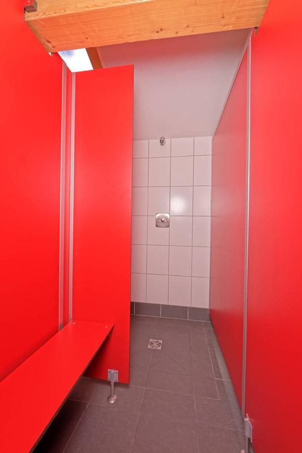 Hostel Petit Velan - Coworking & Coliving Bourg-Saint-Pierre Zewnętrze zdjęcie